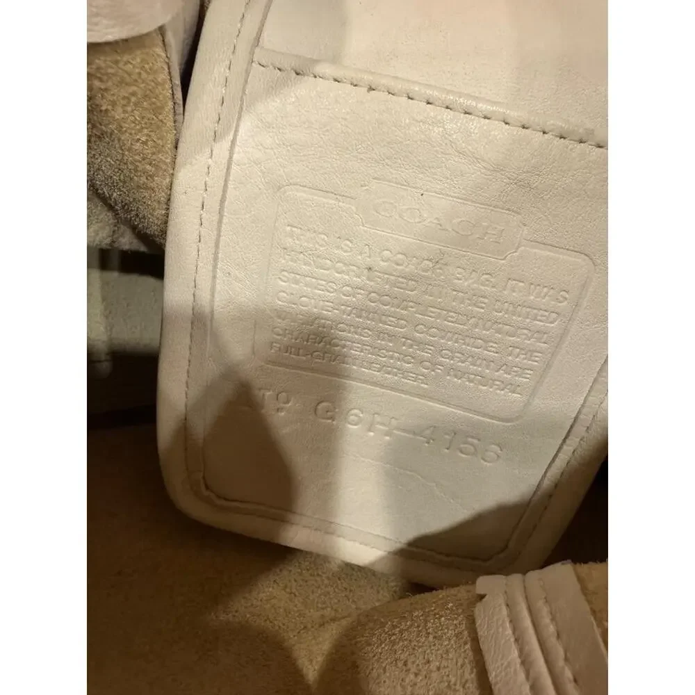 Vintage COACH 4156 Belted Soho ivory Leather Cross-body Bag (150